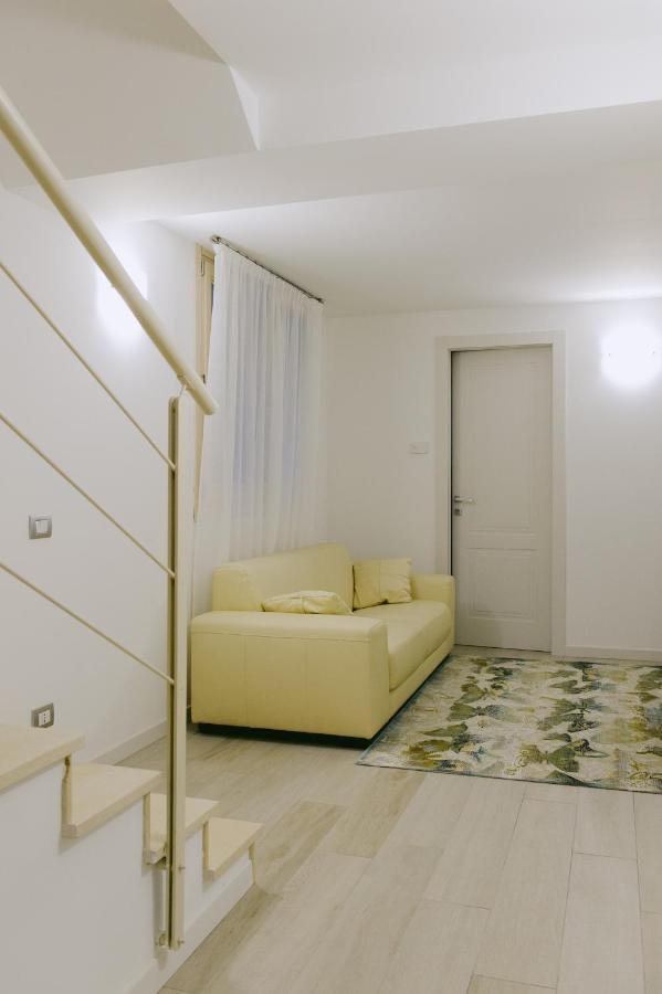 Sweet Dream Deluxe Apartment Σιρμιόνε Εξωτερικό φωτογραφία